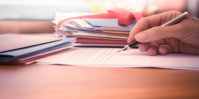 HOW TO WRITE A PERSUASIVE LETTER